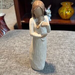 Willow Tree Tan and Cream Mother with Child Sculpture